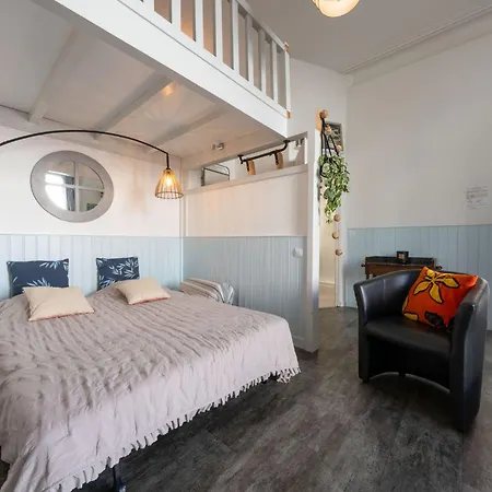 Le Grillon-2 By Interhome * ארסשון